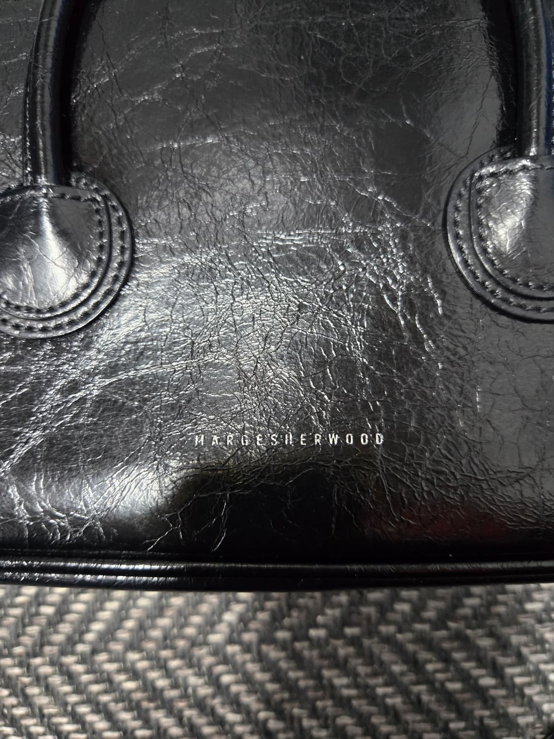 마지셔우드 지퍼 스몰 블랙 크링클 백 상품이미지6