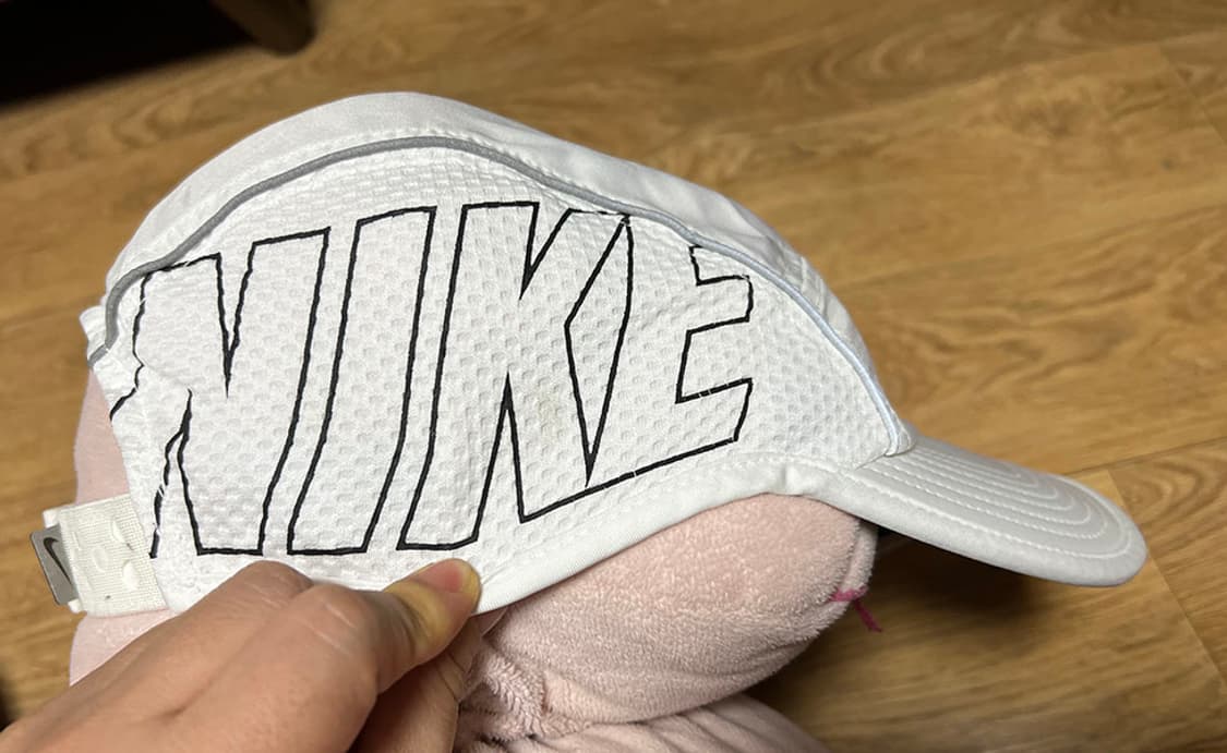NIKE 나이키 에어로빌 화이트 드라이핏 모자 스포츠 러닝 프리사이즈 상품이미지4