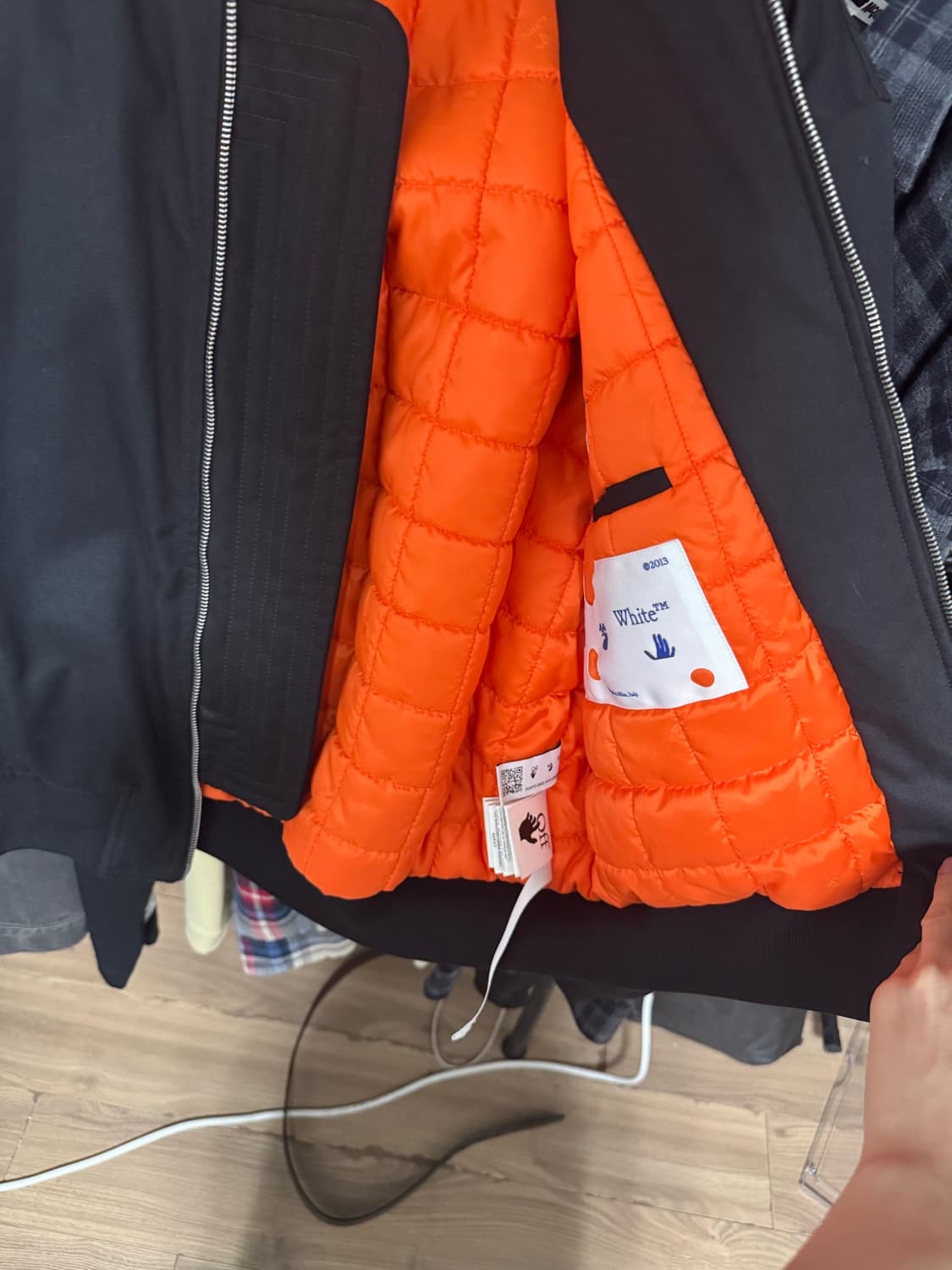 오프화이트 Permanent Line 블랙 ma-1 jacket 상품이미지5