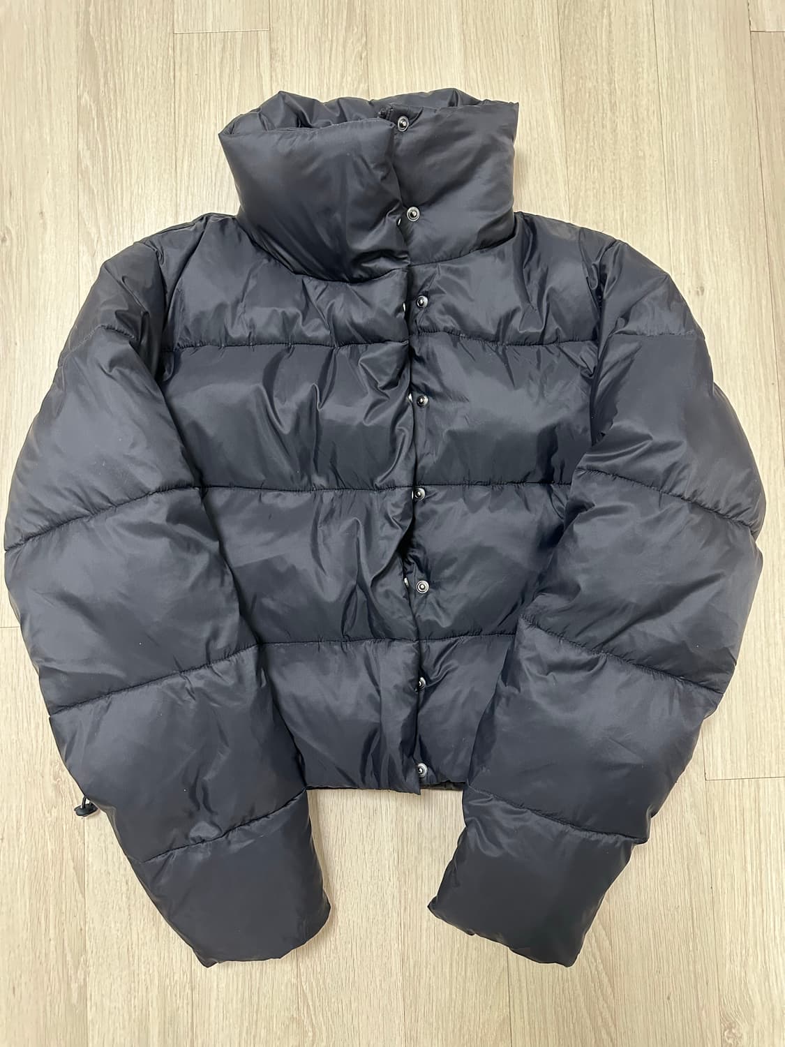 Alo yoga 알로 골드 러쉬 푸퍼 [블랙-S] 상품이미지6