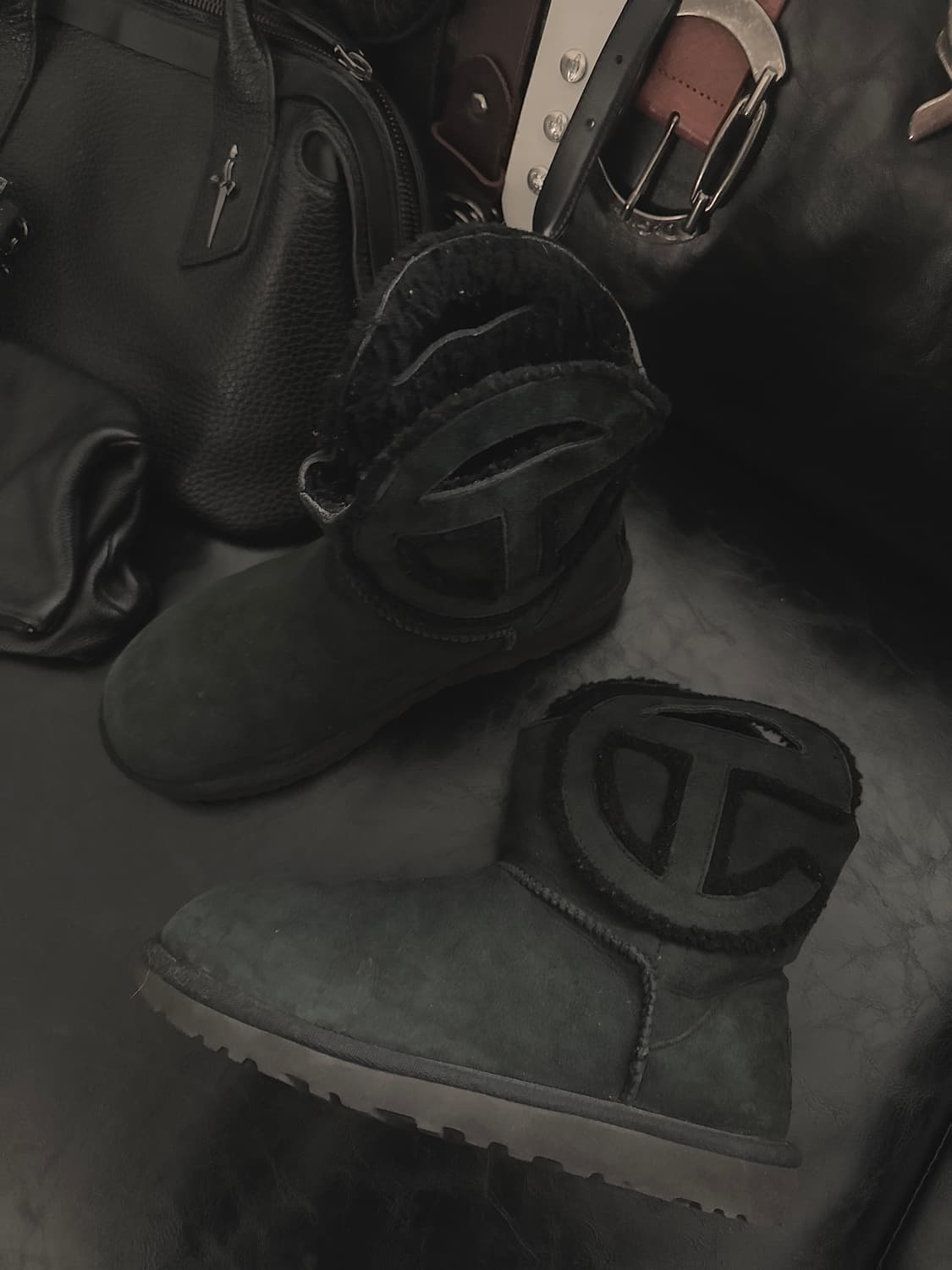 어그 텔파 시어링 미드 부츠 상품이미지1