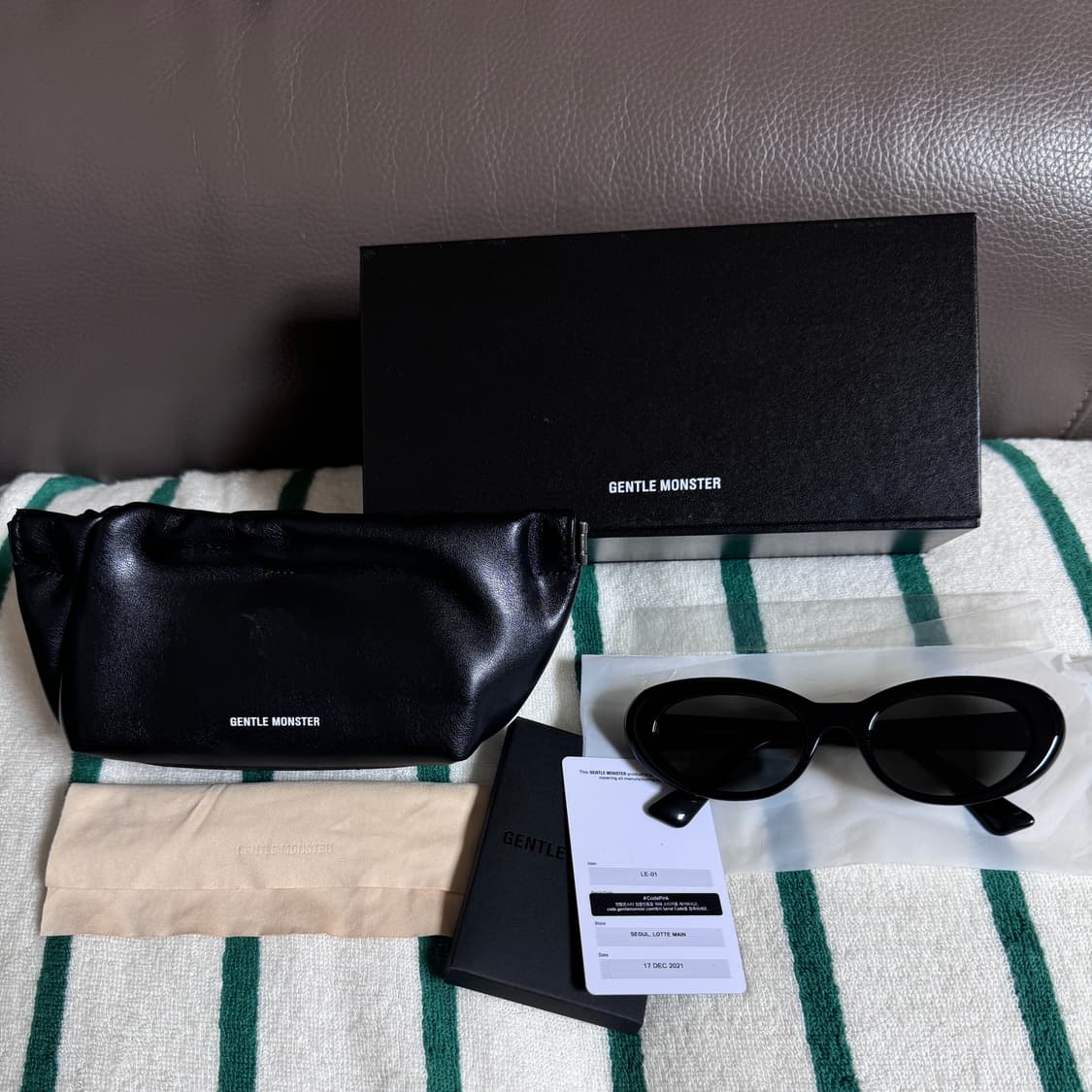 젠틀몬스터 Le 01 블랙 상품이미지1