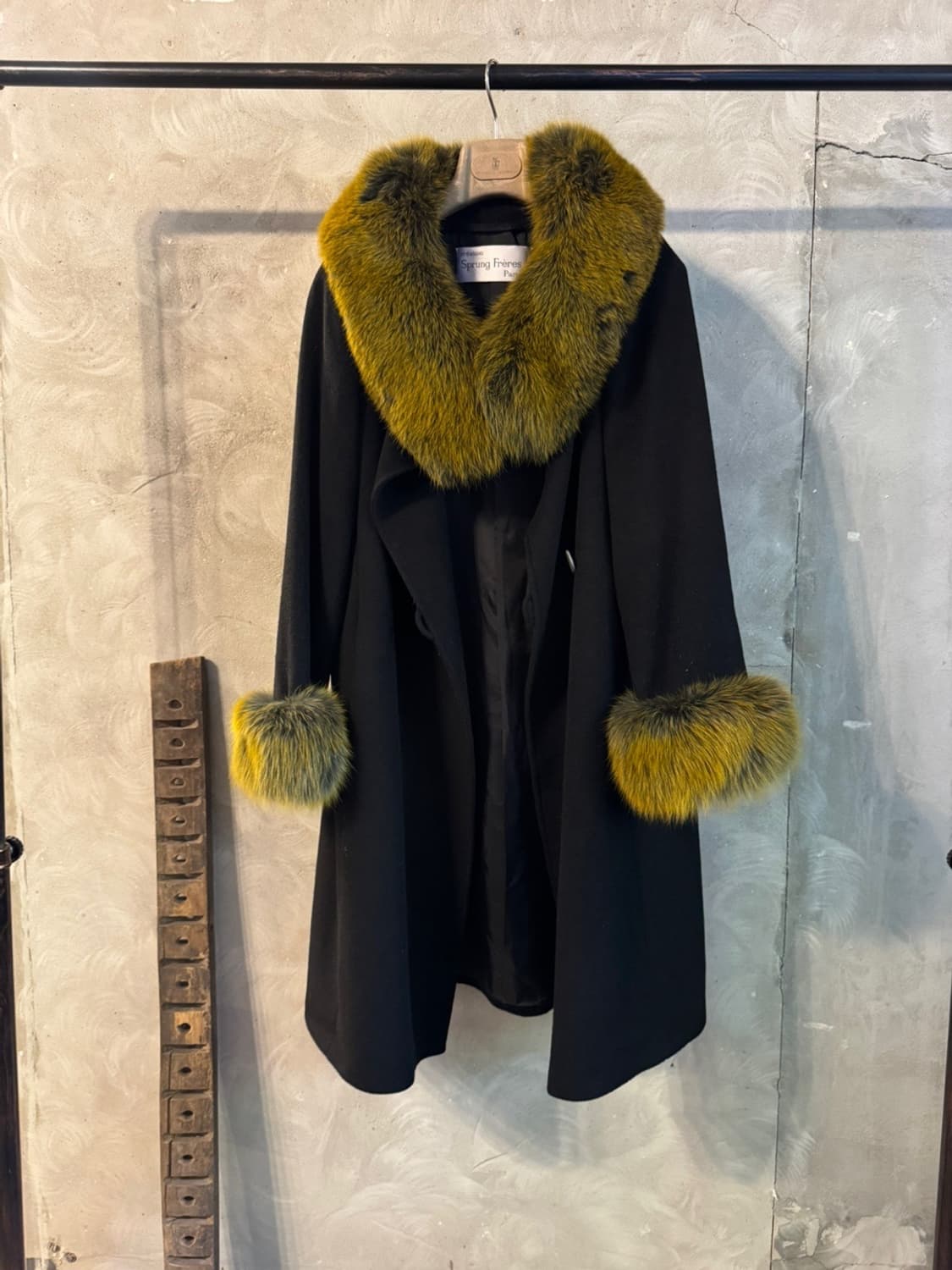 SPRUNG FERES PARIS 코요테퍼 케이프 코트 66~77 상품이미지10