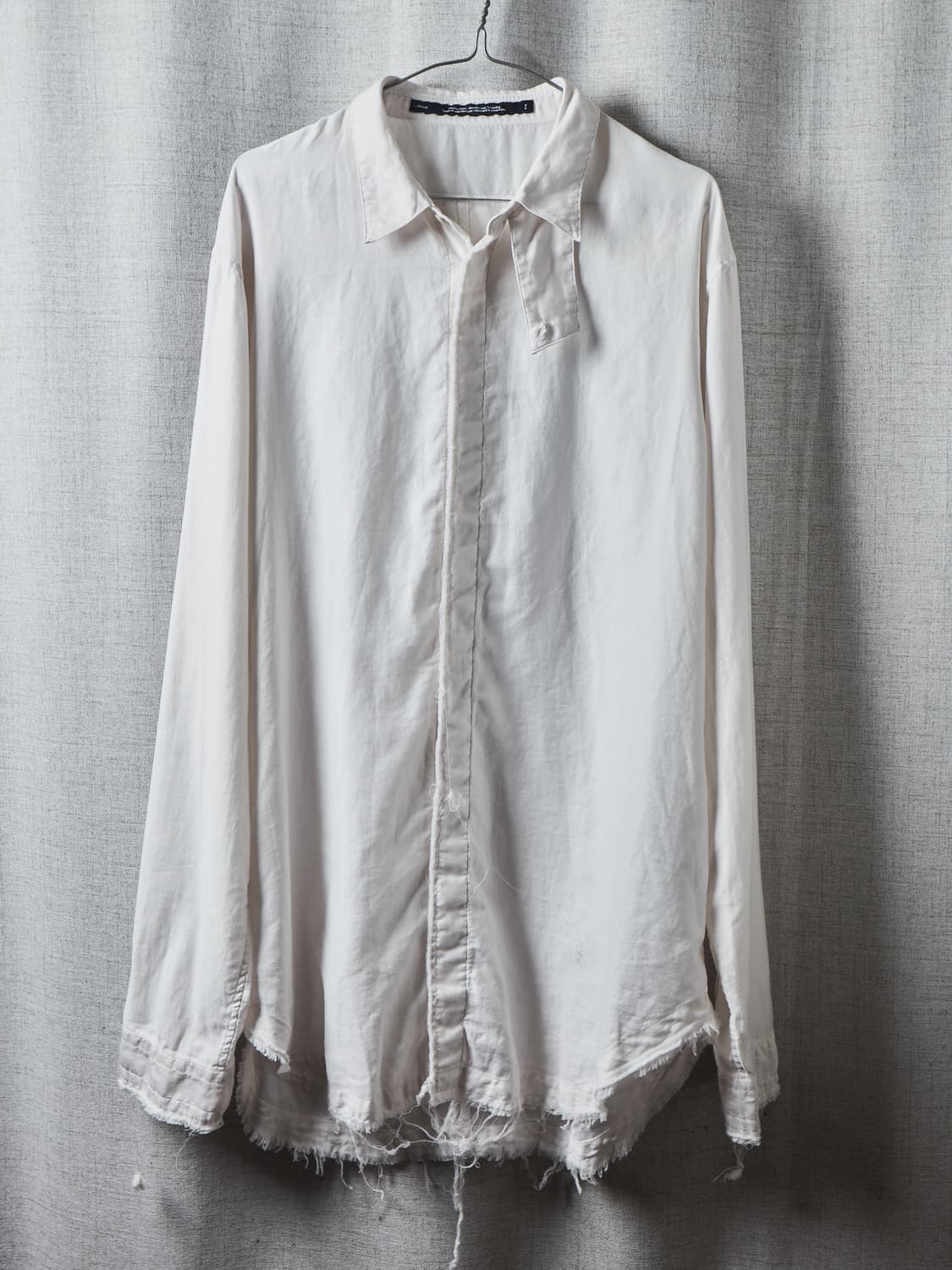 Julius pre spring 2025 그런지 워크 셔츠 상품이미지3