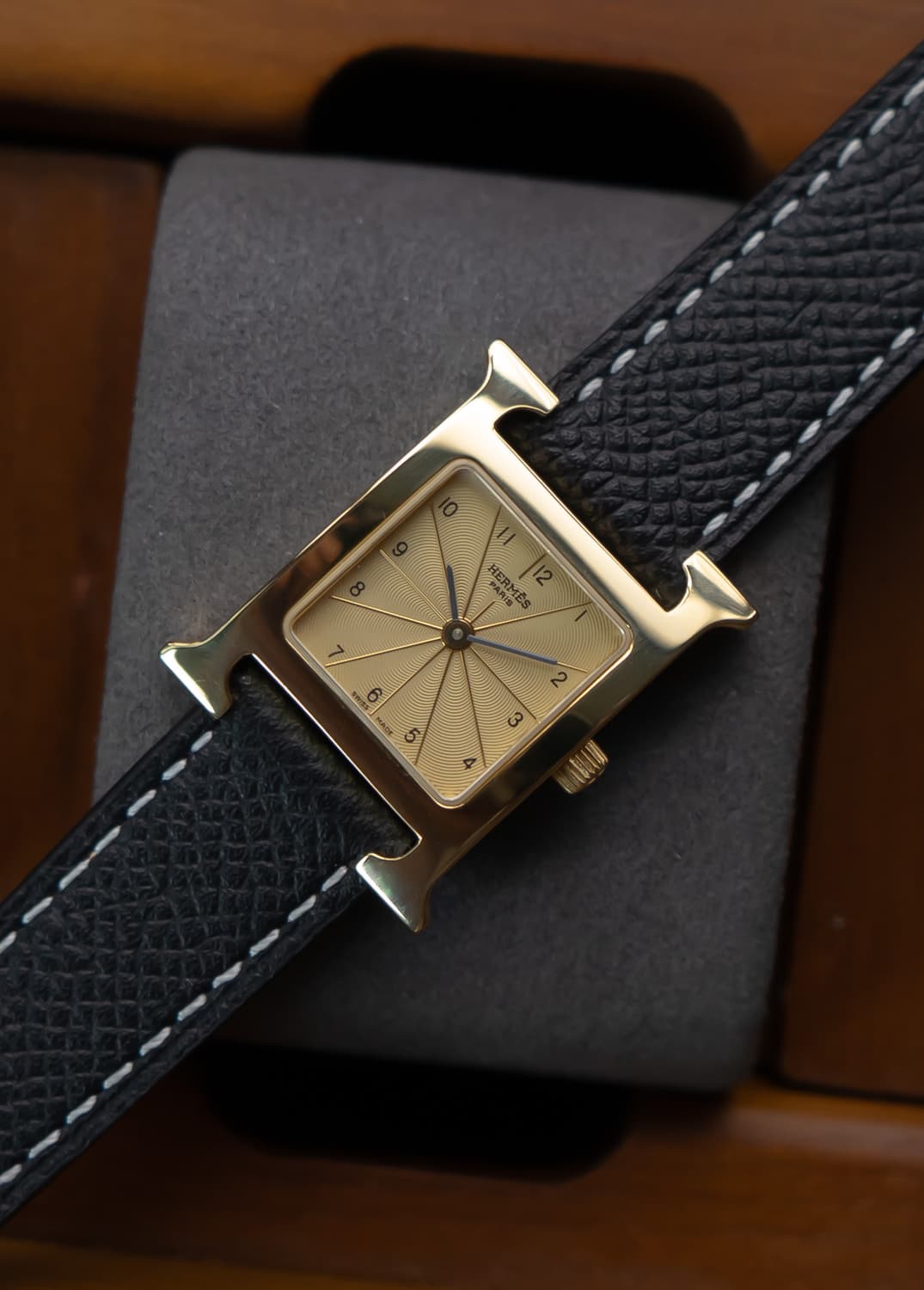 에르메스 H아워 골드 스몰 쿼츠 시계 상품이미지1