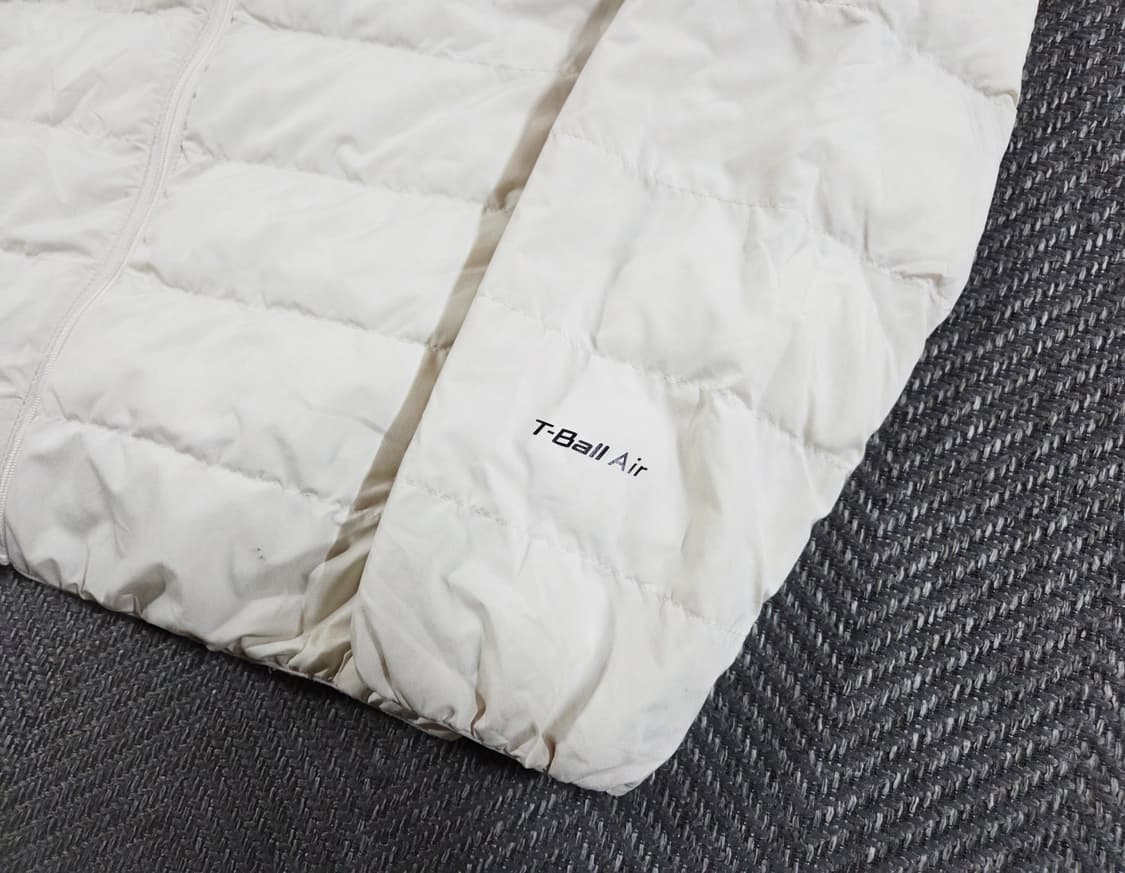 노스페이스 아이보리 경량 패딩
 상품이미지4