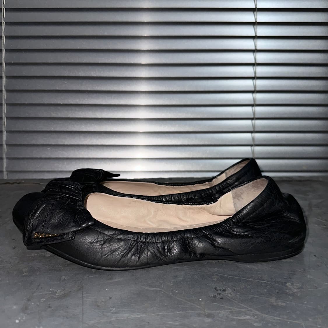 00s 프라다 스포츠 가죽 리본 플랫 슈즈 상품이미지3