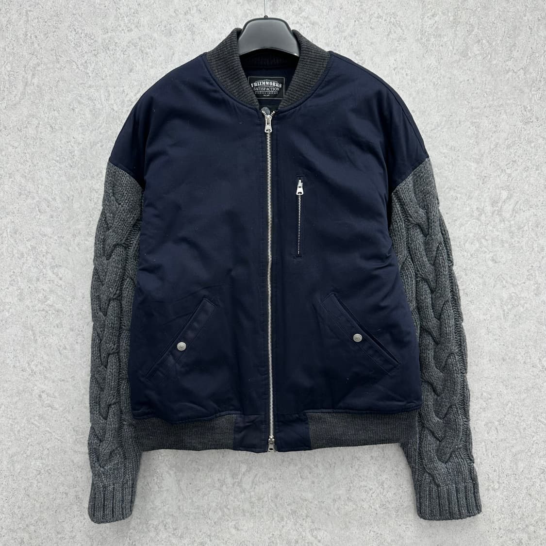 105 프리즘웍스 남자 하이브리드 니트 누빔 점퍼 상품이미지1