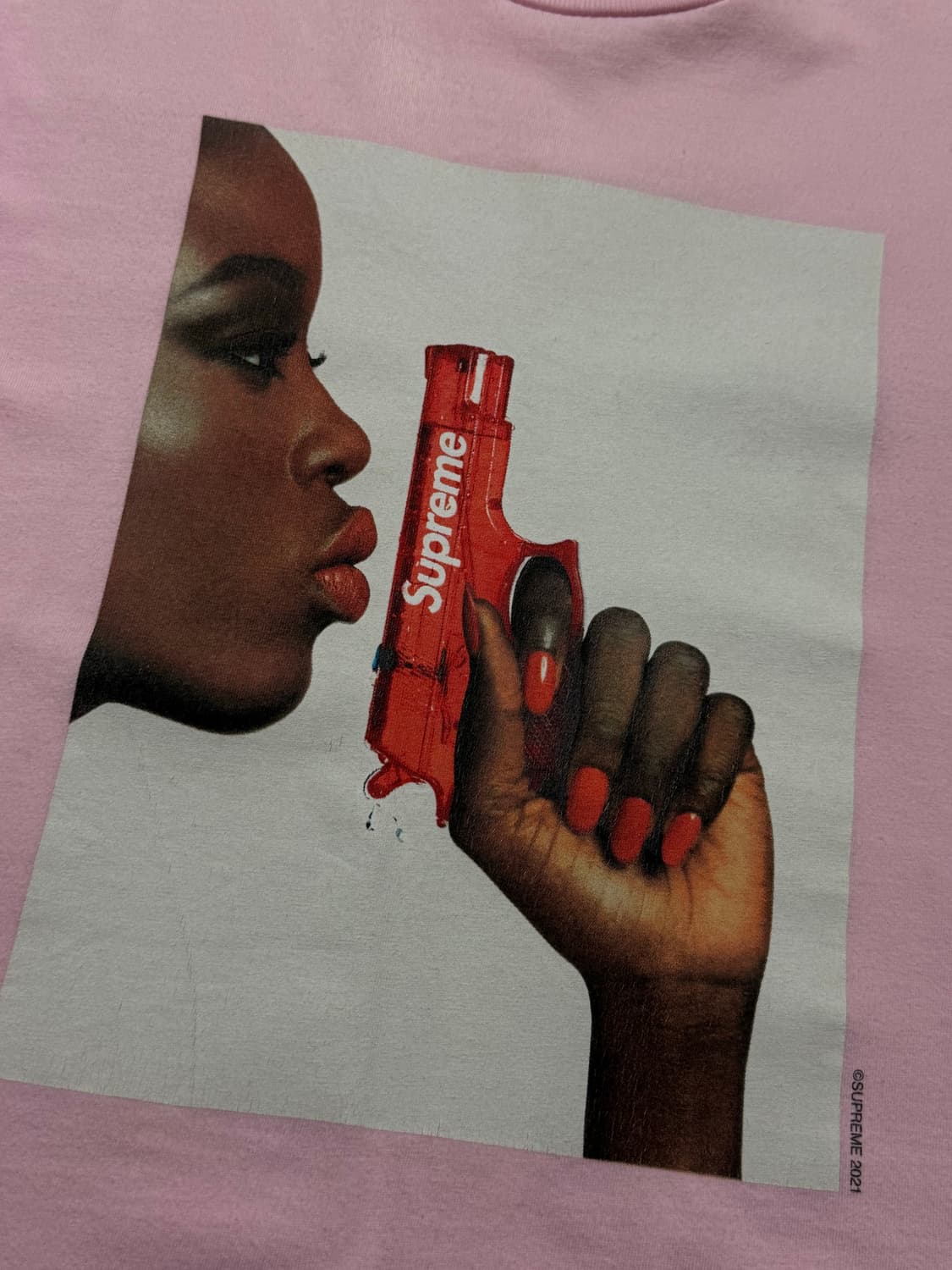 슈프림티셔츠 상품이미지3