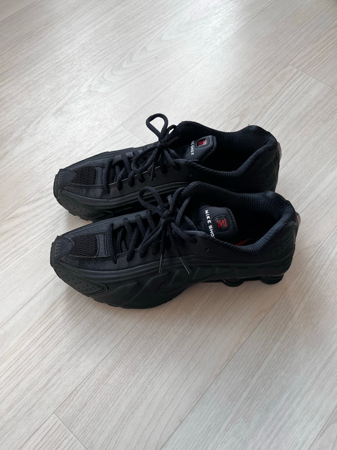 나이키 샥스 상품이미지2