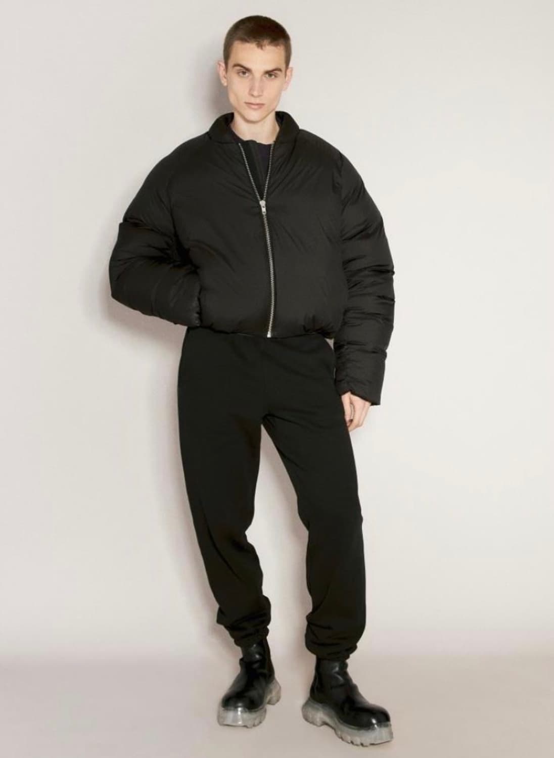 25 FW 엔타이어 스튜디오 스탠다드 카라 필로우 봄버 자켓 상품이미지2