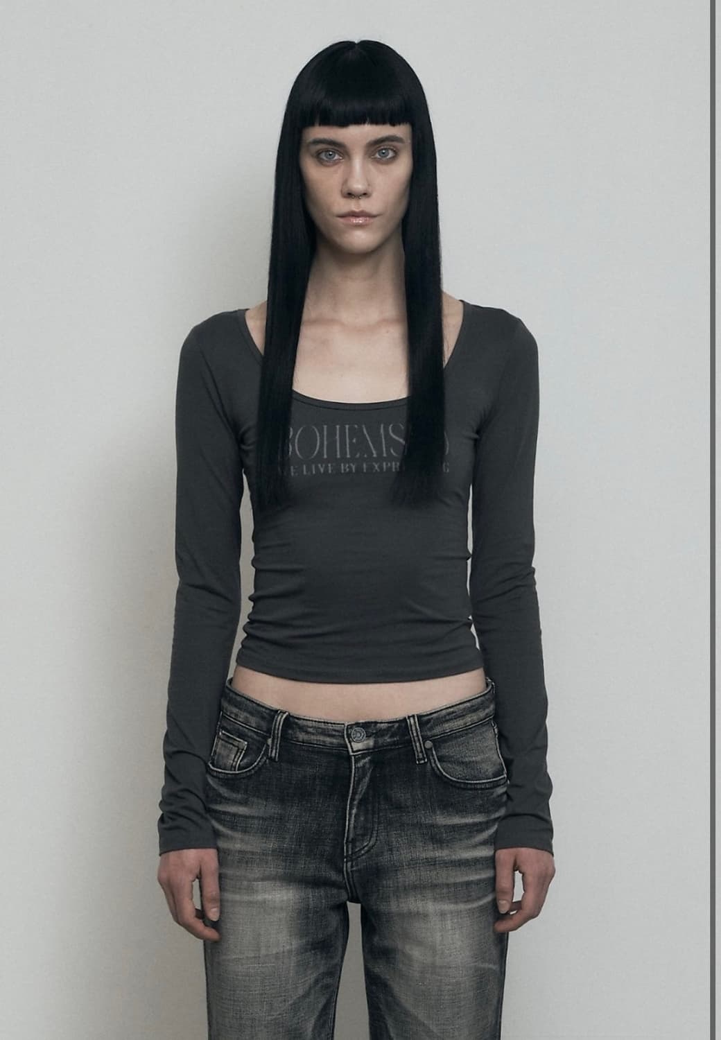 보헤미안서울 페일 프린티드 롱슬리브 / 챠콜 상품이미지2