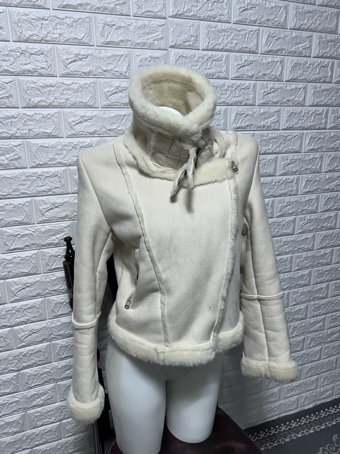 화이트 시어링 자켓 상품이미지1