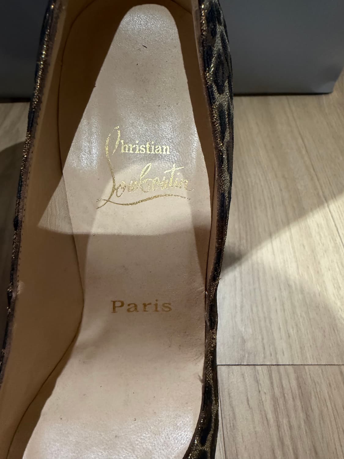 크리스찬루부탱 레오파드 힐 상품이미지4