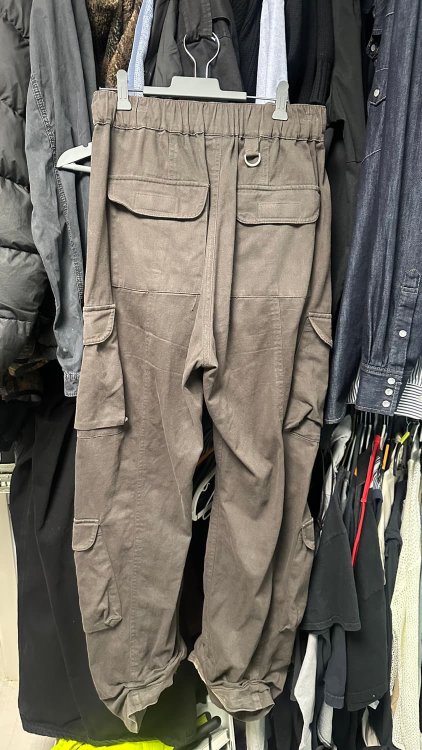 이그노어 브라운 카고 포켓 트레이닝 팬트 상품이미지4