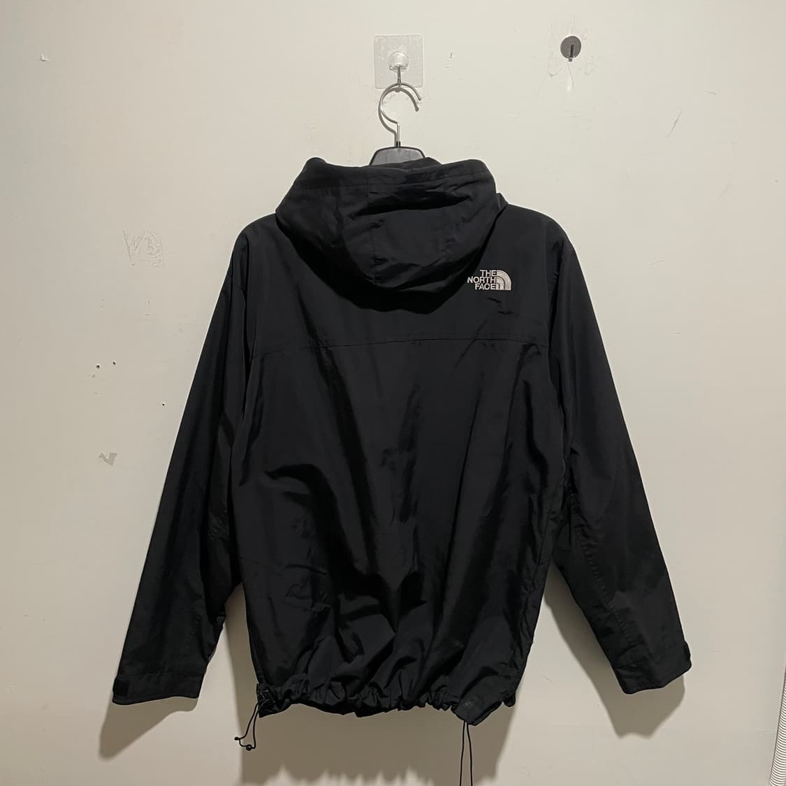 노스페이스 바람막이 블랙 상품이미지2