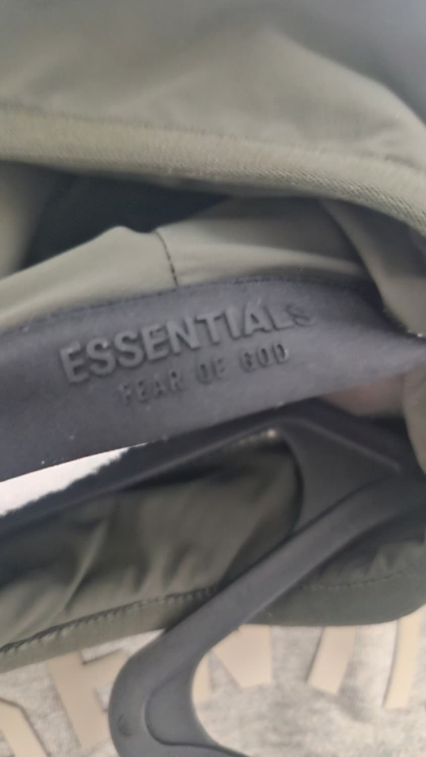 에센셜 후드티 사이즈 L 3번입음 상품이미지4