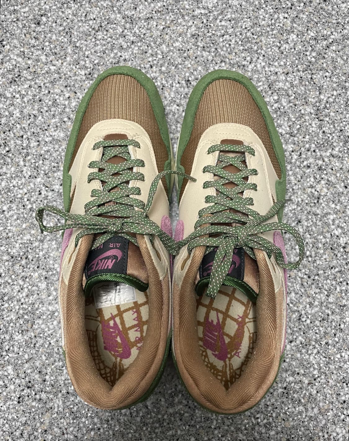 나이키 에어맥스 1NH 트리라인 사이즈 295 상품이미지2