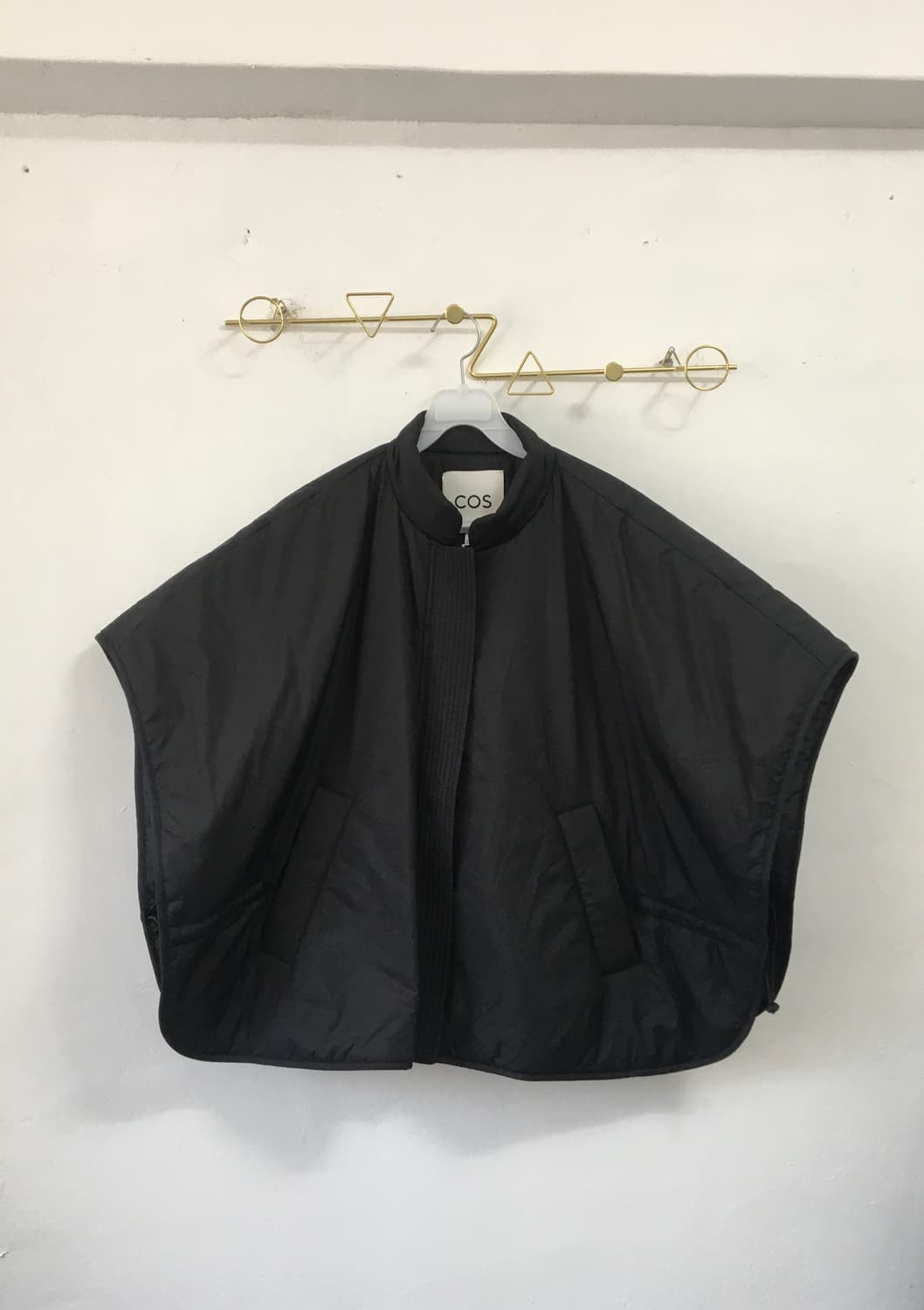 COS 블랙 퀼팅 베스트 M/L 상품이미지4