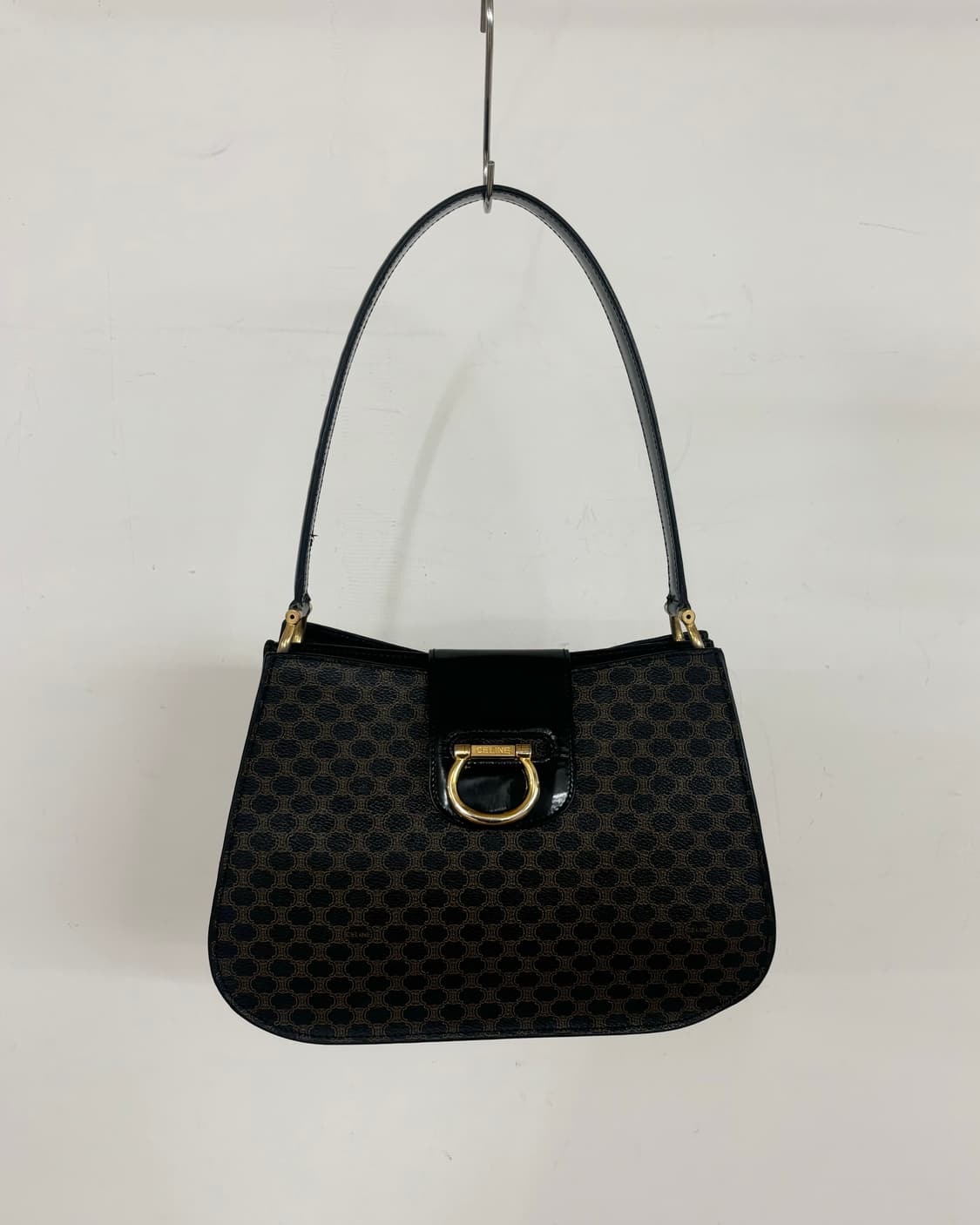 셀린느 빈티지 블랙 마카담 캔버스 가죽 숄더백 상품이미지2