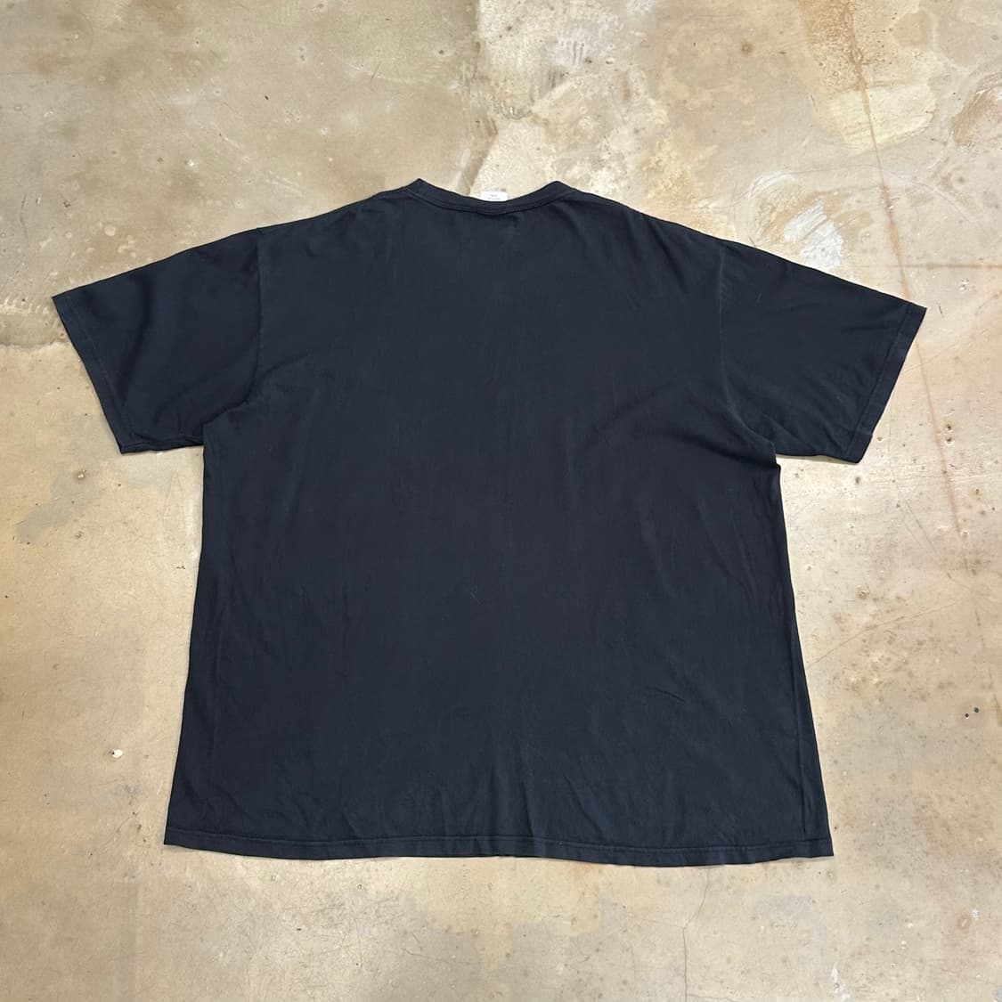 슈프림 XXL 24 S/S 파리 티셔츠 블랙 상품이미지2
