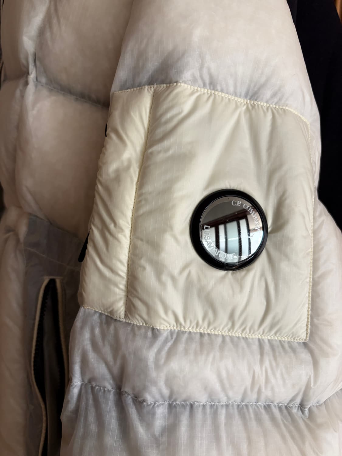 [XL] C.P. 컴퍼니 DD쉘 루이자 비아 로마 에디션 상품이미지3