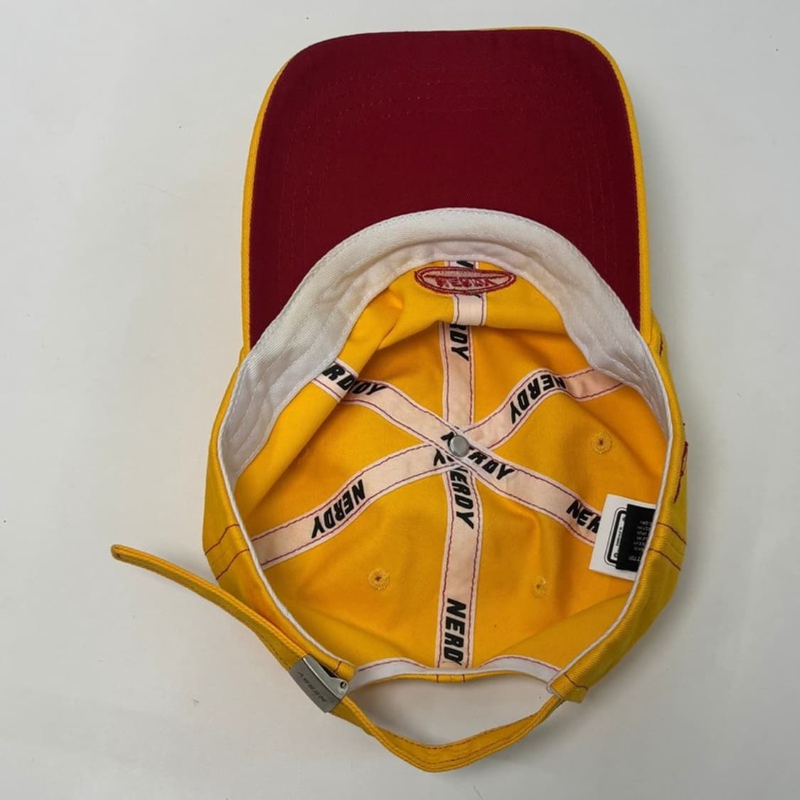 NERDY 자수 로고 볼캡 옐로우 상품이미지7