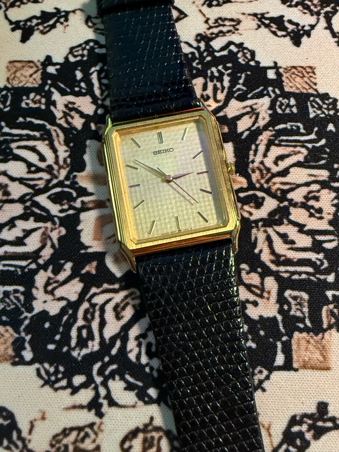 SEIKO 빈티지 쿼츠 시계 상품이미지1