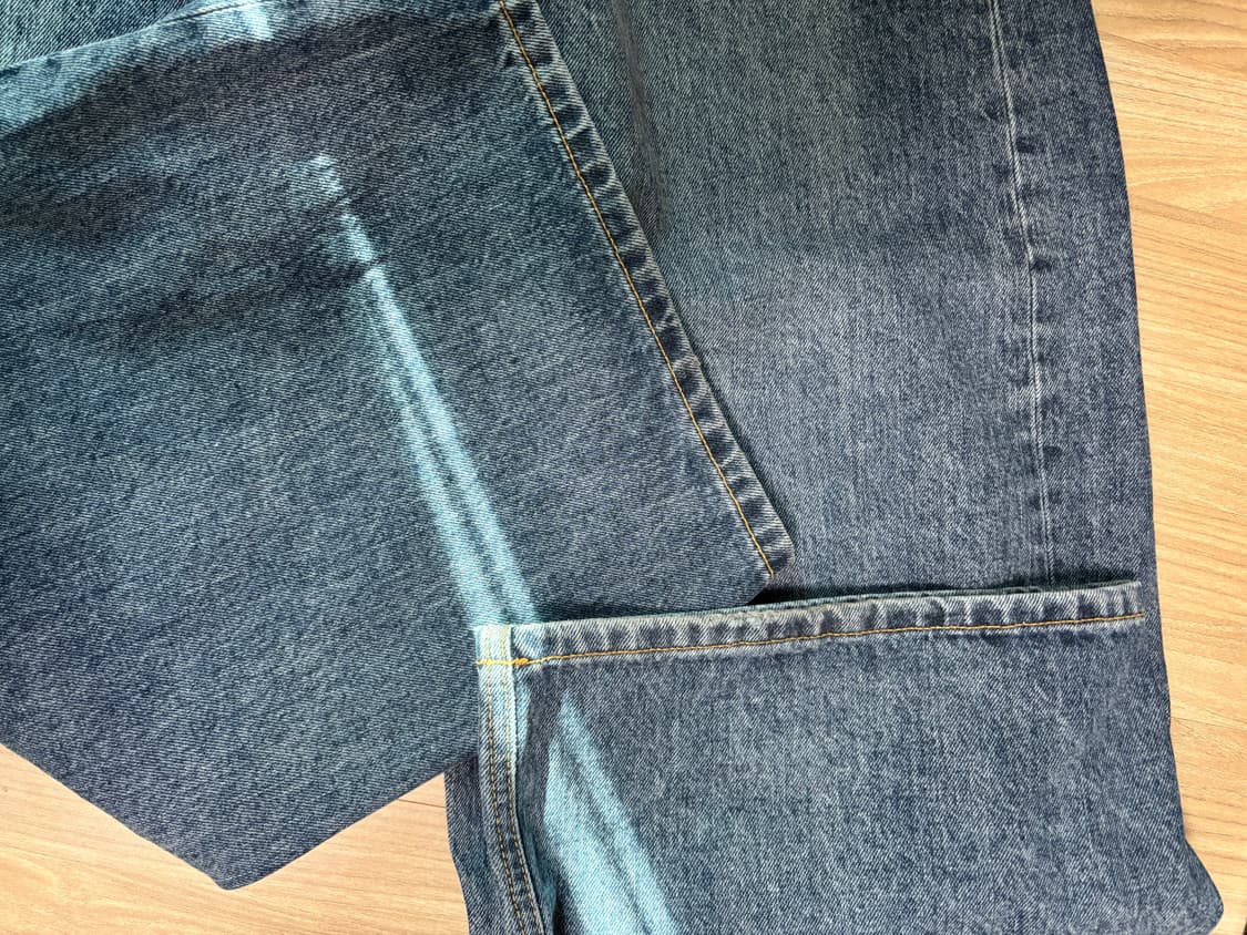 3 해칭룸 와이드 커브진 상품이미지3