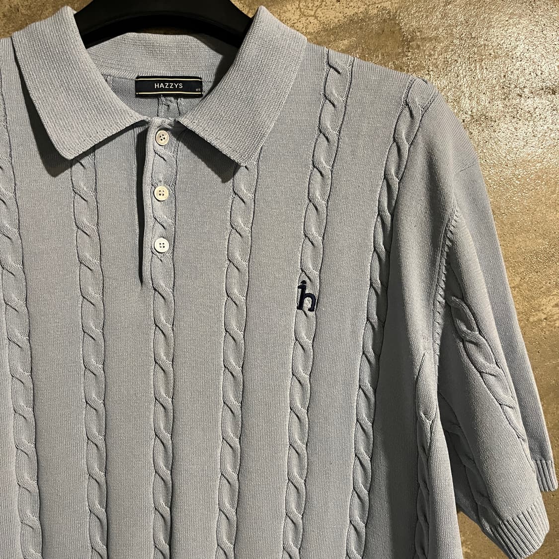 헤지스 케이블 카라넥 니트 반팔 상품이미지2