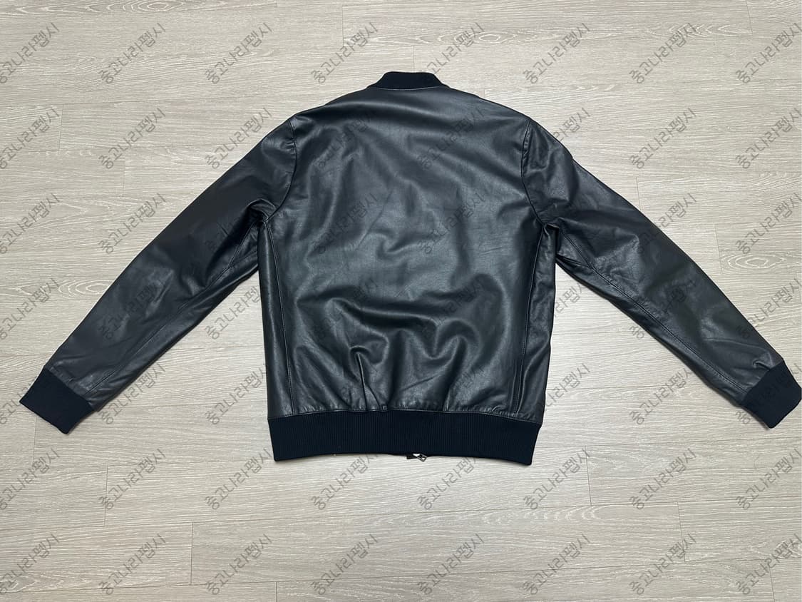 아디다스 퍼렐윌리엄스 가죽 트랙탑 상품이미지2