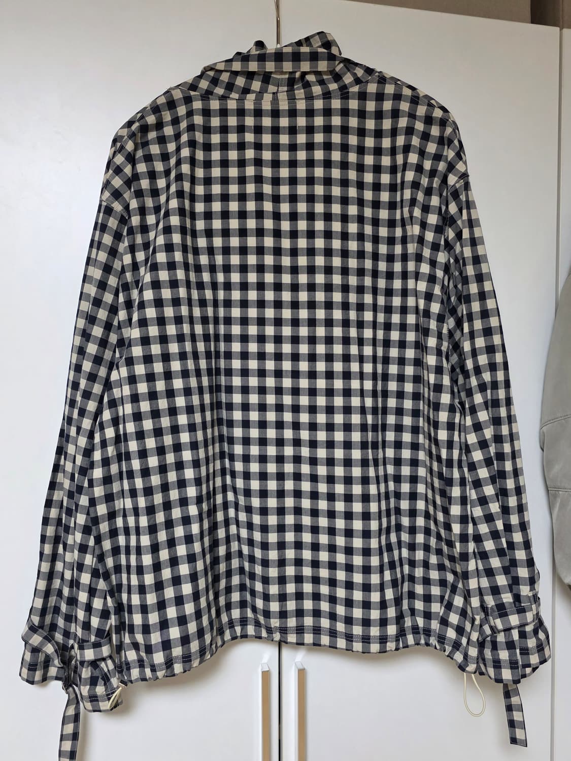 문달 belted anorak in navy 상품이미지4