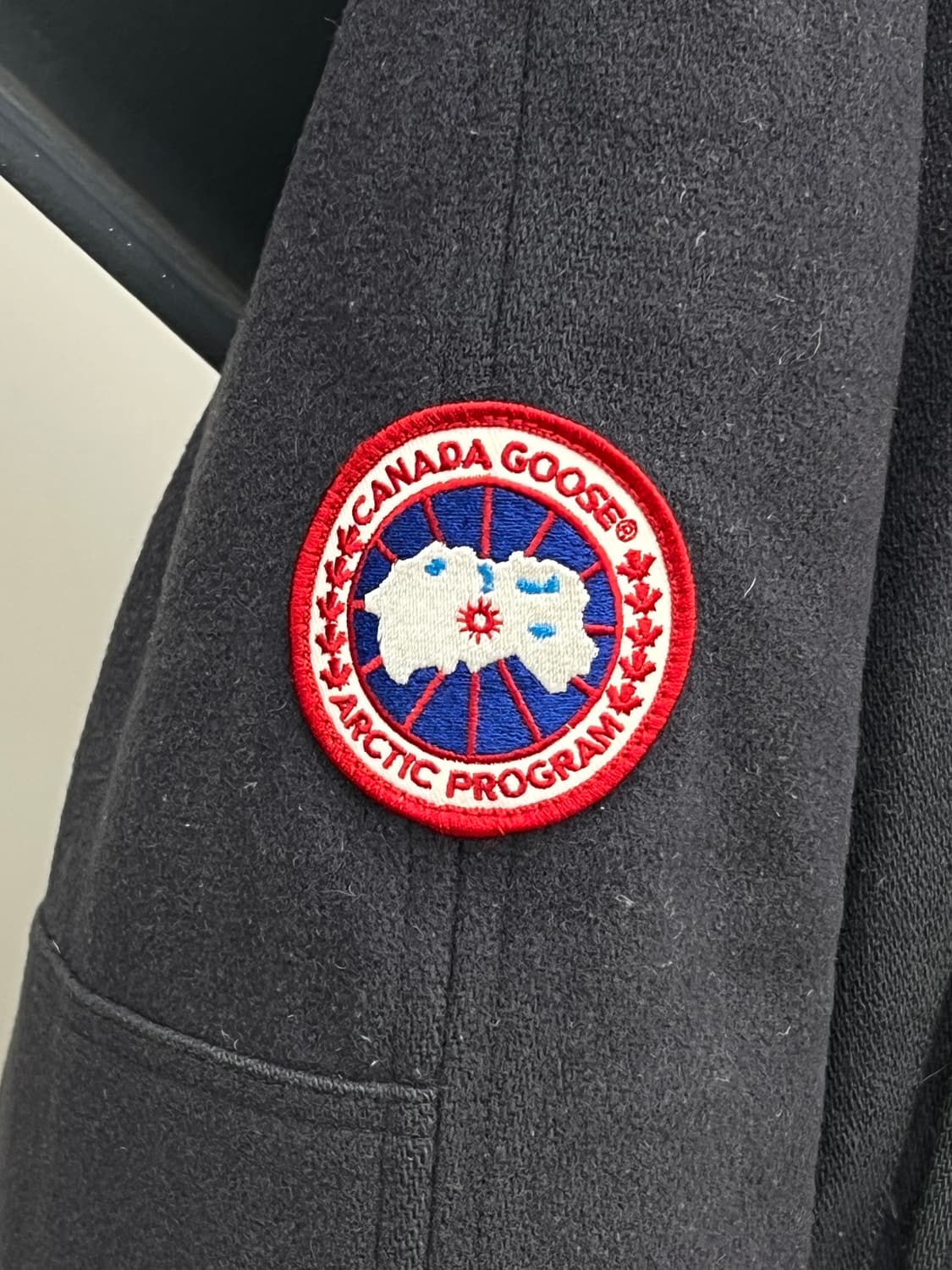 캐나다구스 칠리왁 봄버 울 자켓 상품이미지4