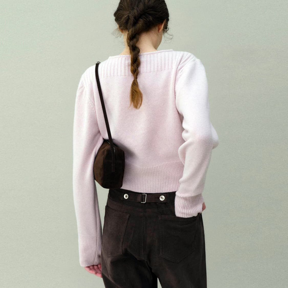 아우브아워(AUBOUR) 슈퍼메리노울 보우트넥 퍼프 라운드니트 55-66 상품이미지4