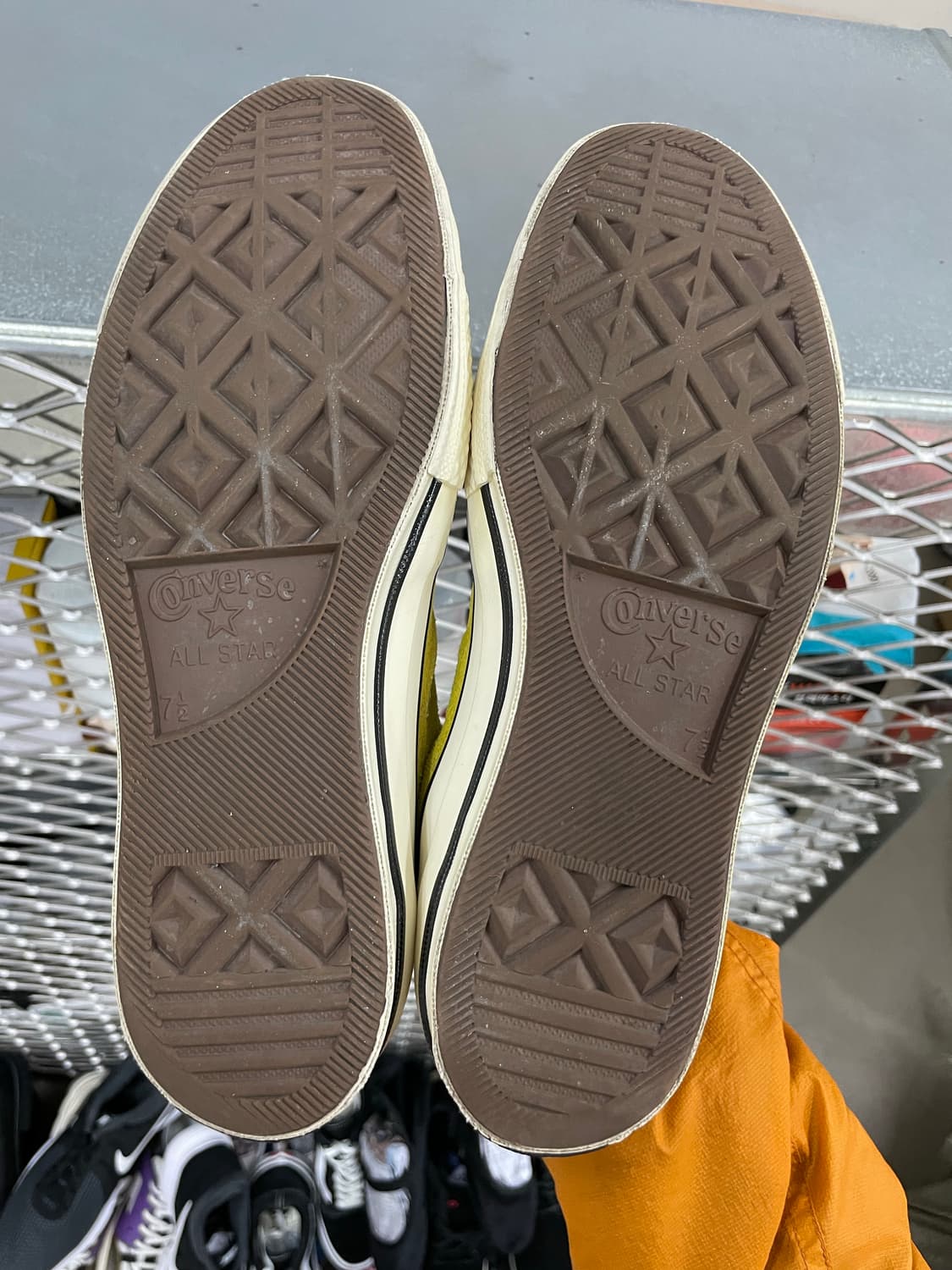 컨버스 척 70 스웨이드 볼드시트론 260 상품이미지6