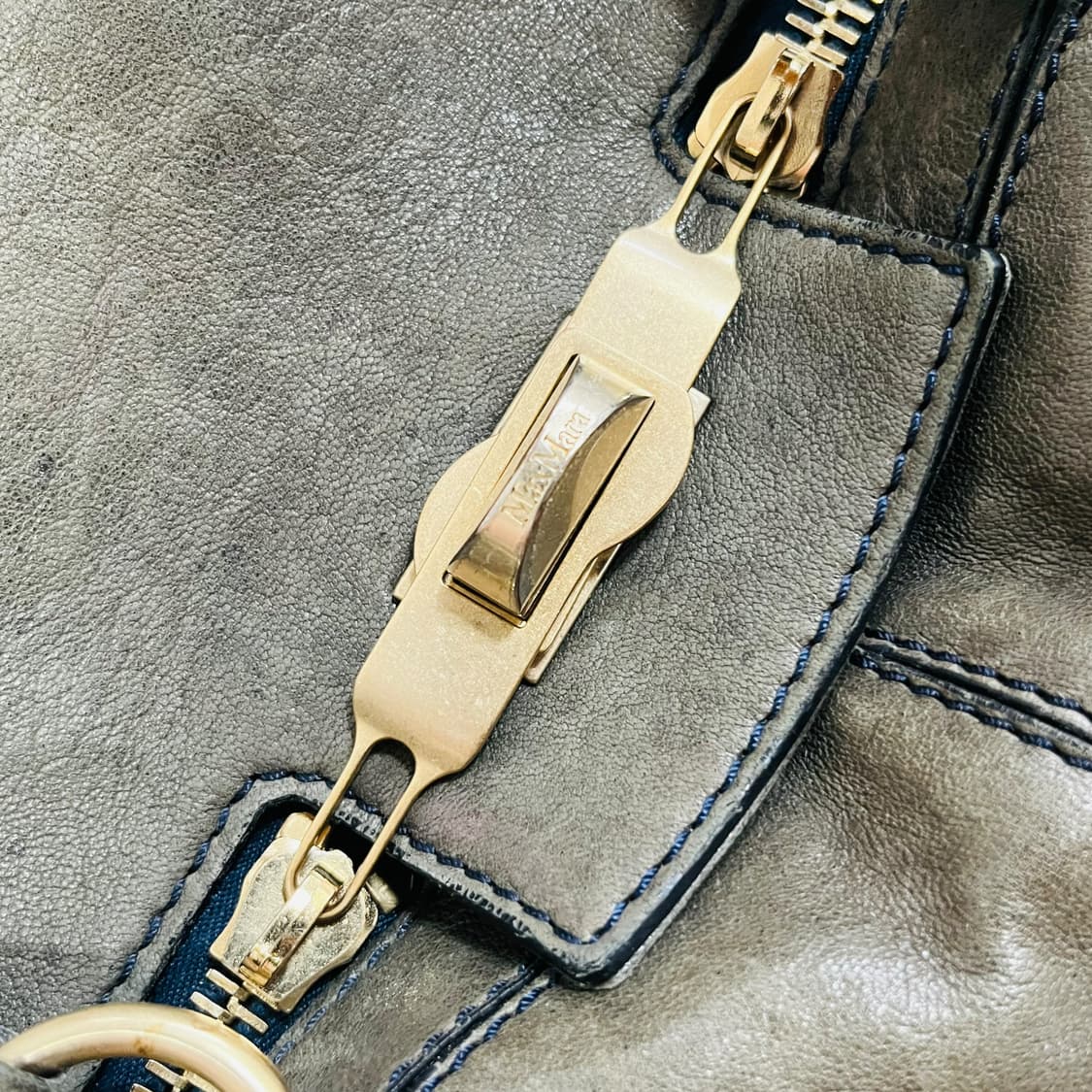 Max Mara Magaux Leather Hand bag 상품이미지6