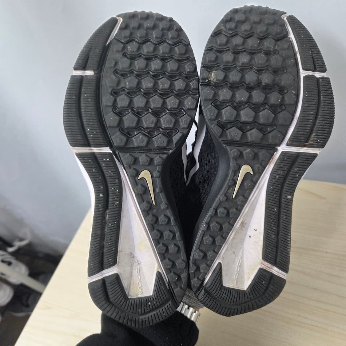 235 나이키 줌윈플로우 운동화 워킹화 러닝화 상품이미지9