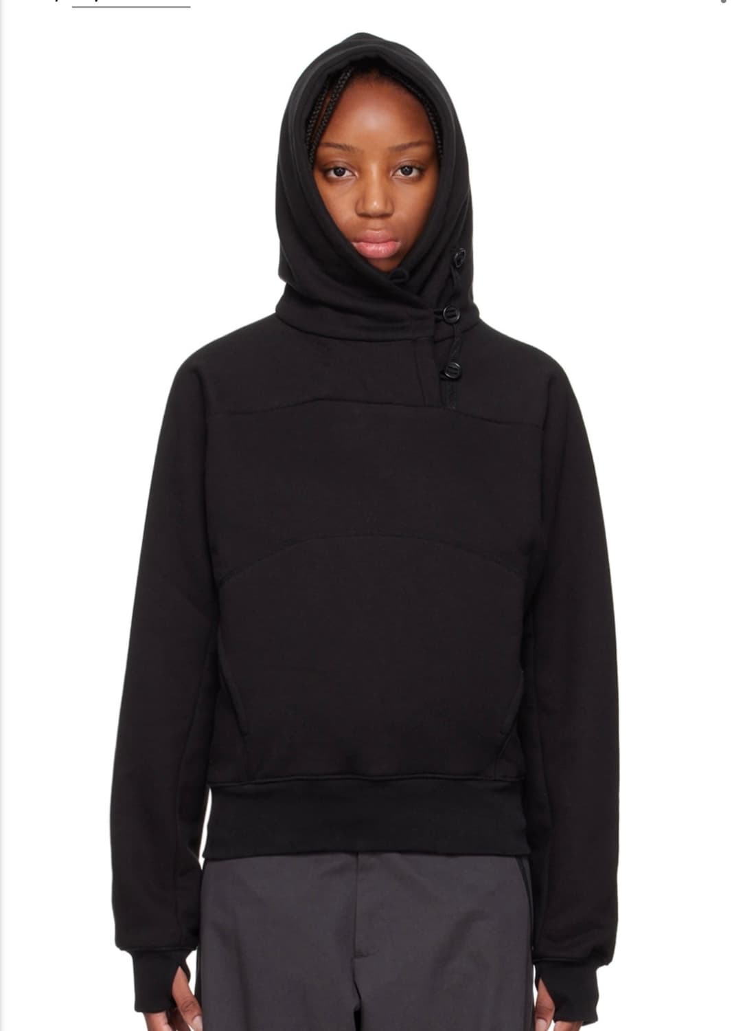 Hyeinseo 혜인서 버튼 후디 블랙  상품이미지1