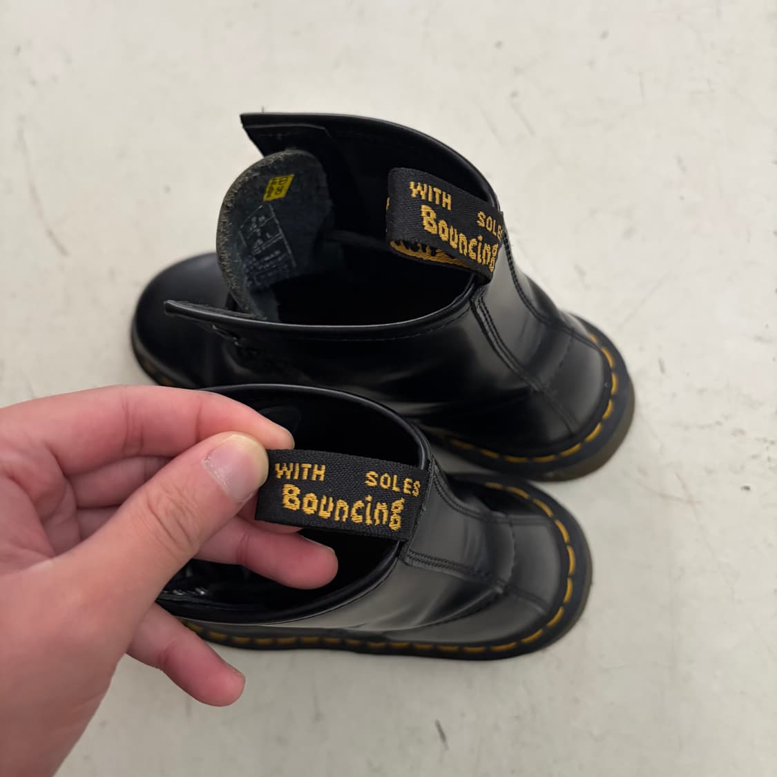 닥터마틴 10072 8홀 빈티지 부츠 UK5 상품이미지7