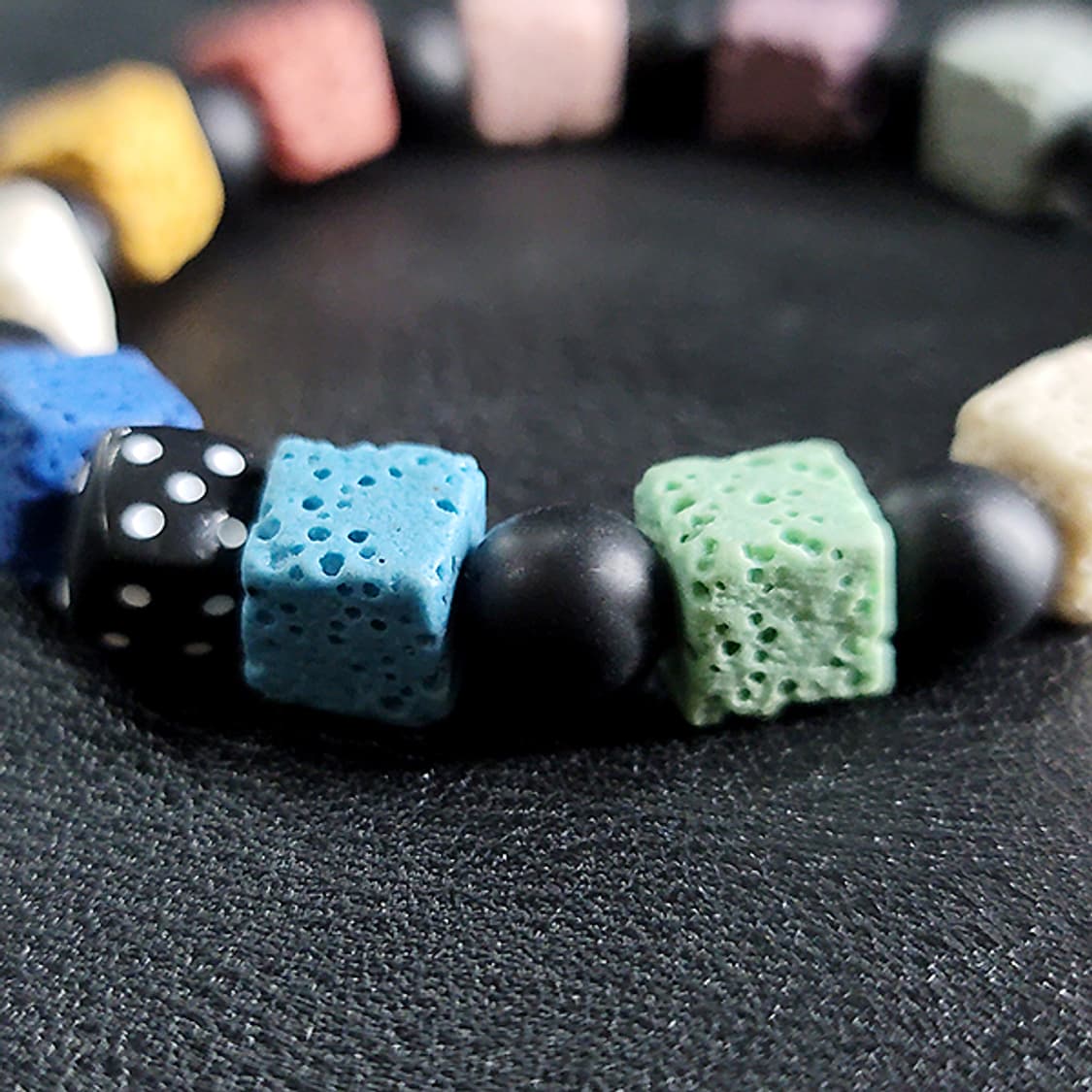 Astra8 바솔트 10mm 남자 빈티지 원석 팔찌 상품이미지3