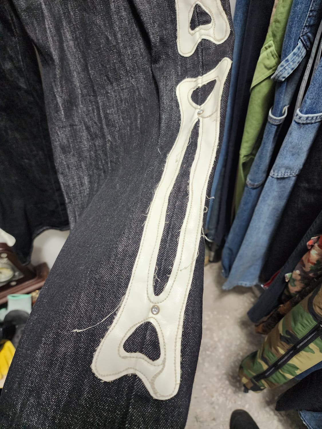 타투드데님 TATTOO'D Bone 뼈 디테일 흑청바지 상품이미지5