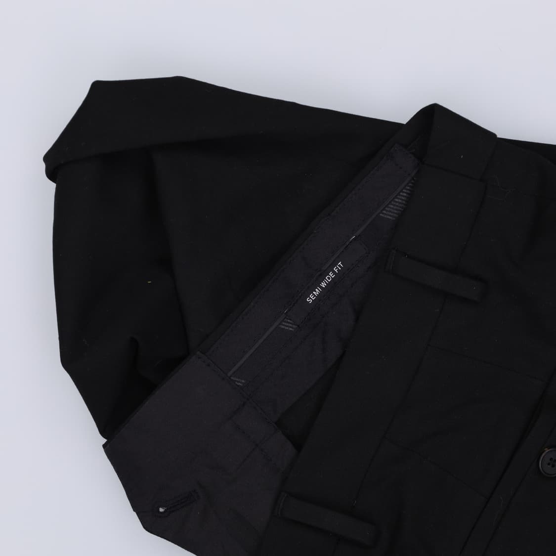 32 무신사스탠다드 블랙 슬랙스 0424H1 상품이미지5