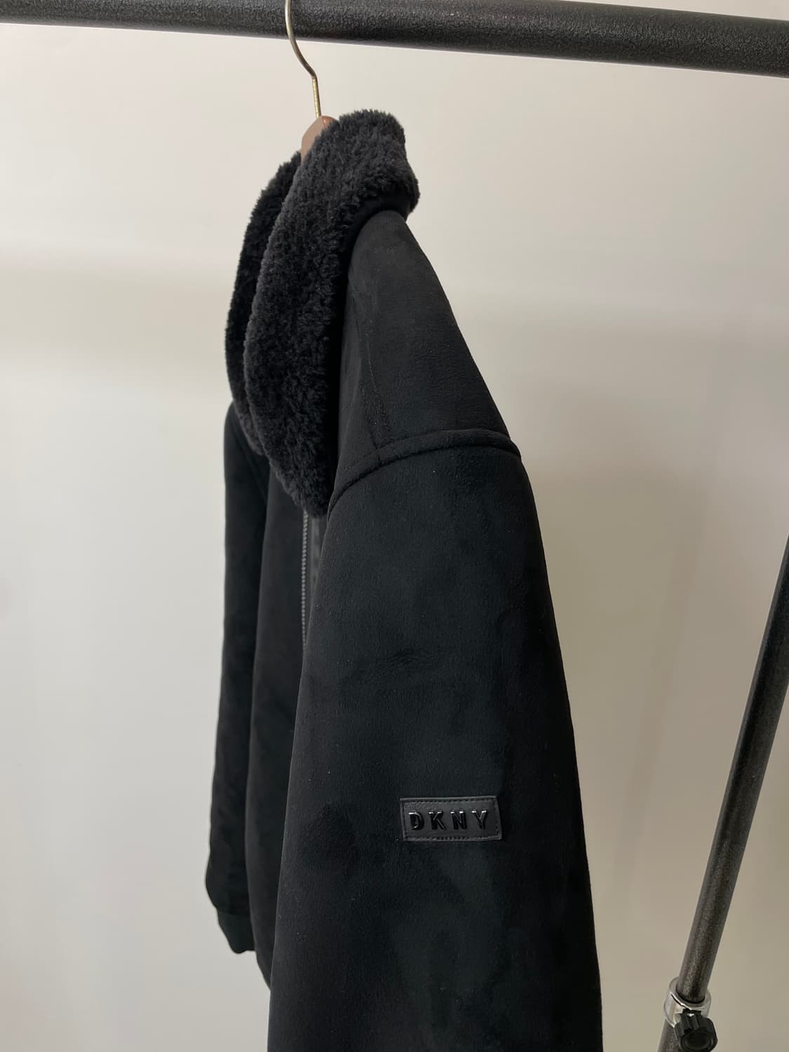 (L) DKNY 블랙 시어링 자켓 상품이미지3