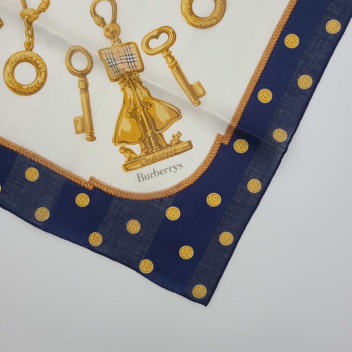 BURBERRY 버버리 손수건 스카프 [BSCF12536-52-4] 상품이미지5