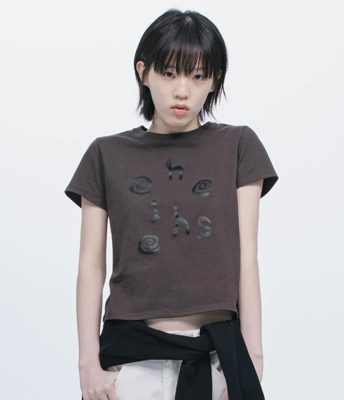 오헤시오 슬림 반팔 LOGO SLIM T-SHIRT 딥브라운 상품이미지1