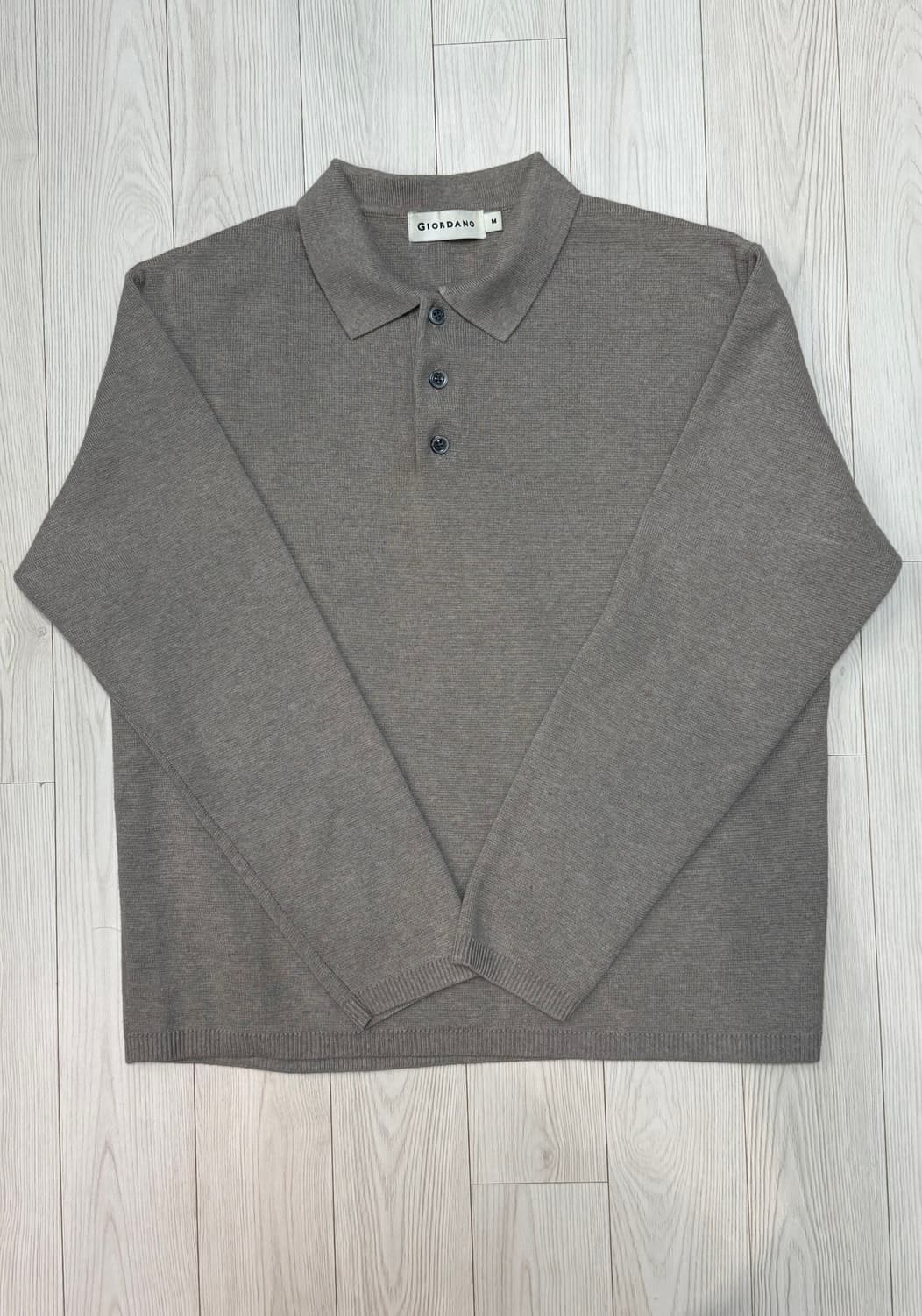 지오다노 카라 니트 상품이미지1