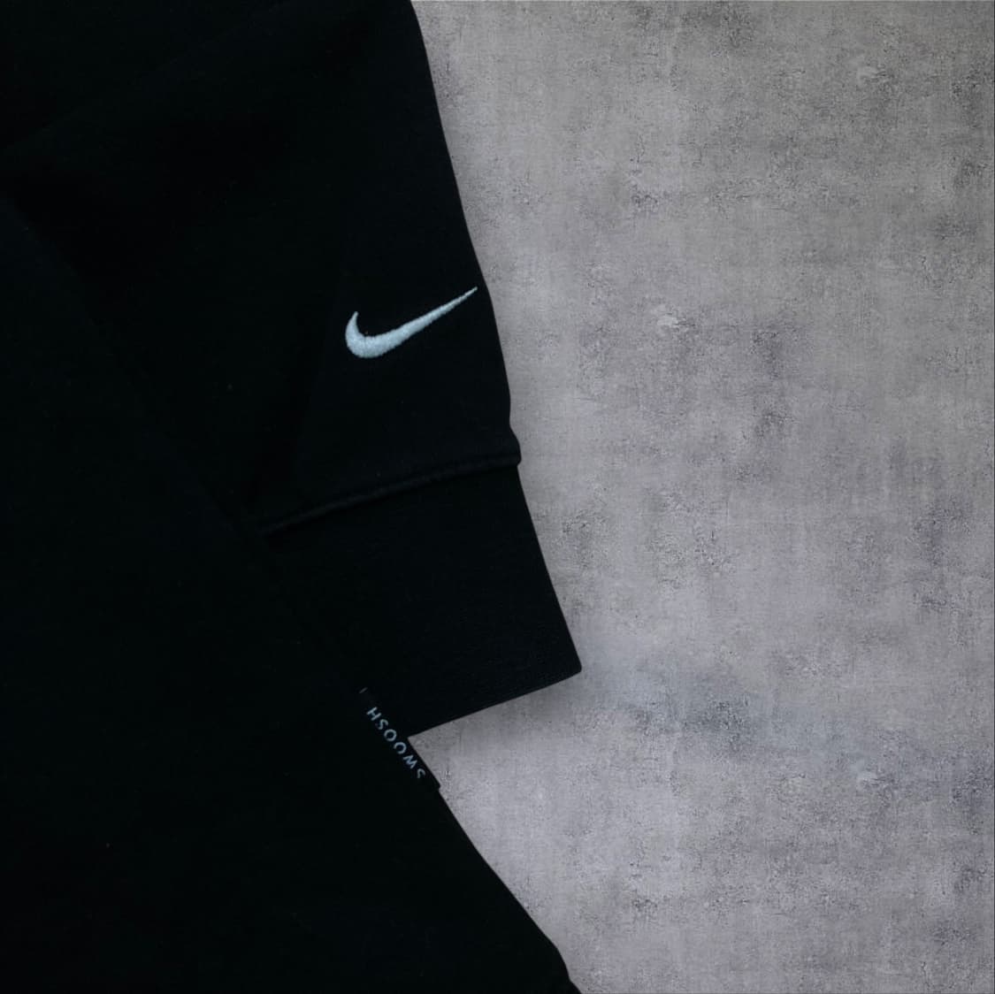 나이키 더블 스우시 빅로고 블랙 맨투맨 상품이미지3