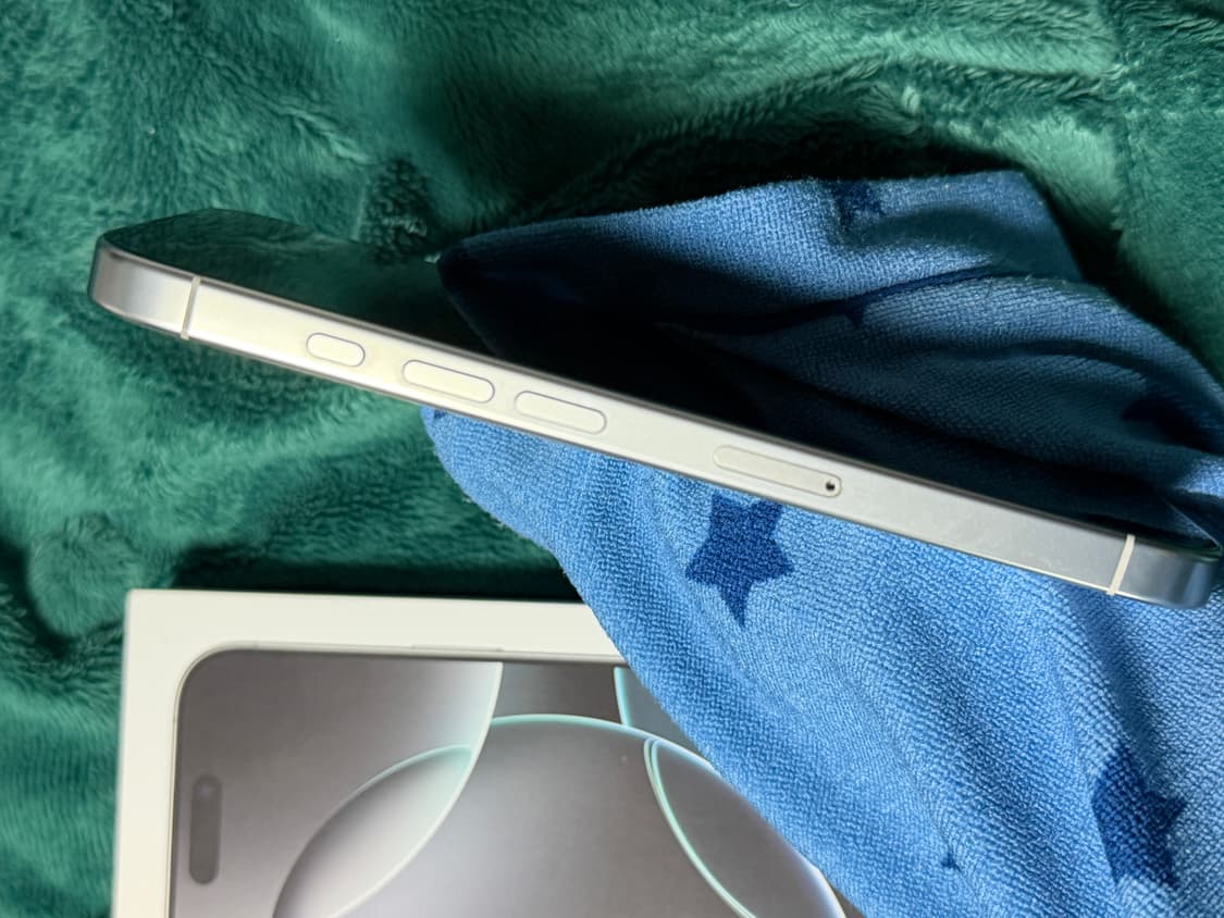 (배터리100)아이폰16프로 화이트 256 상품이미지4