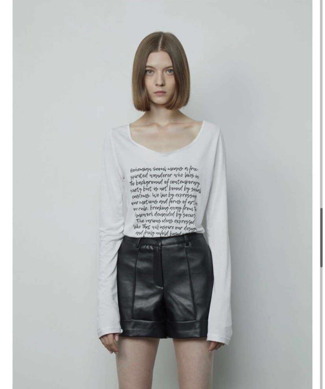 보헤미안서울 빈티지 레터링 프린트 긴팔 티셔츠 상품이미지1