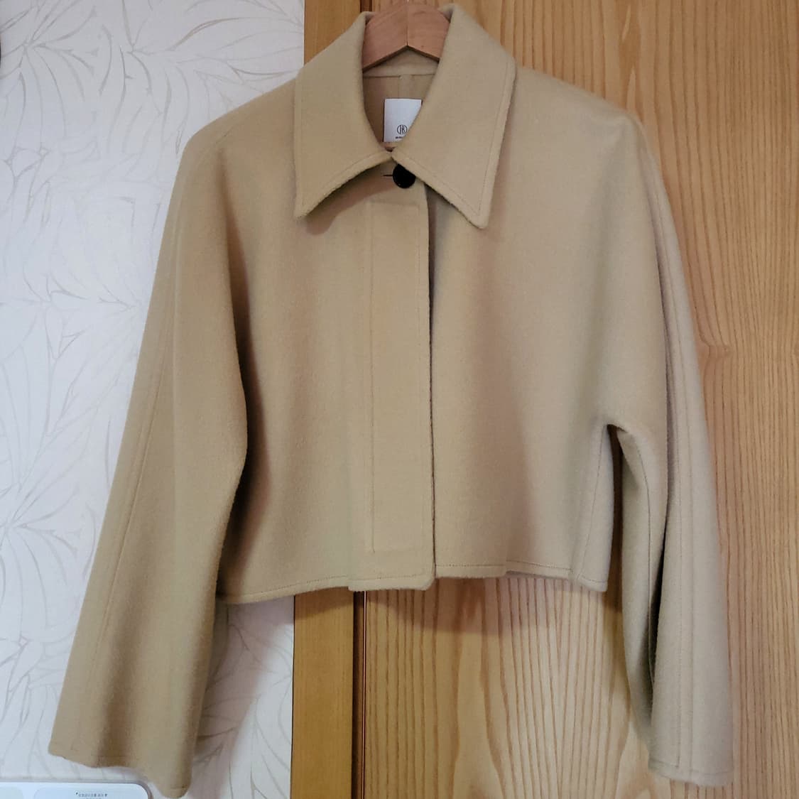 [울90 캐시미어10] 블로썸 울 캐시미어 크롭 자켓 코트 : 베이지 상품이미지1